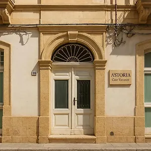 A'storia , Syracuse Italië